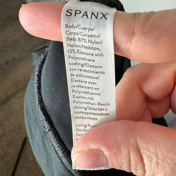 SPANX Faux Liquid Leather Leggings Black Size XS Petite‎ - Picture 7 of 7